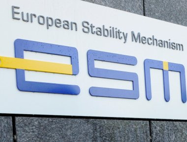 ESM: «Η Ελλάδα μπορεί να σταθεί στα πόδια της εφόσον εφαρμόσει τις μεταρρυθμίσεις»